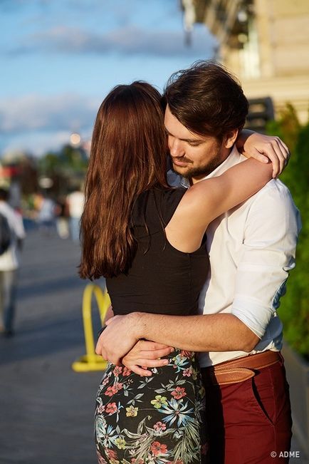 9 вида прегръдки, които ще кажат всичко, за чувствата си