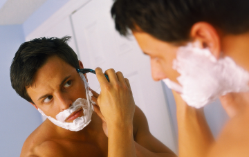 Бръсненето на брадата и мустаците особено какво машина и използването на бръснач, как да се грижат за реда