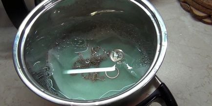 Как да се чисти сребро у дома - ефективен химически и народни средства