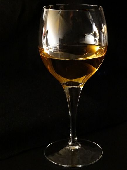 Какво е застаряването на вино, и към който виното се съхранява в бъчви, вино блог любител на