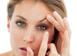 Акнето Eye - симптоми и лечение