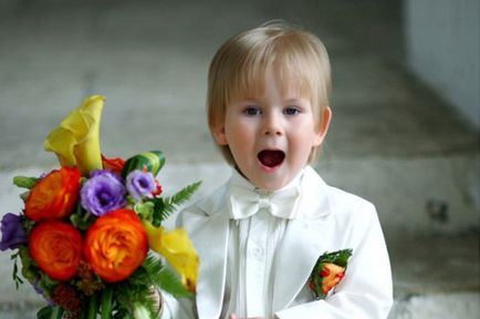 Бебешки поздравления за сватбени родителите, чичо и кръстник, видео