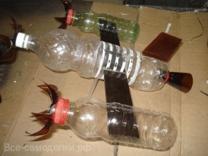 Ветропоказател на пластмасови бутилки (мелница), всички домашно