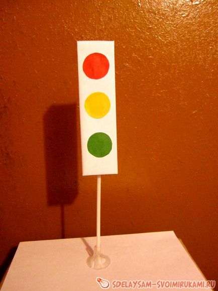 Toy светофар, майсторски клас със собствените си ръце