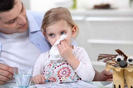 Как за лечение на кашлица при годишно дете Коморовски