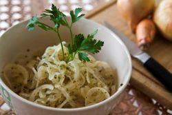 Както мариновани лук за салата (маруля) Как да се маринова лук за салата