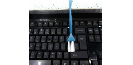 Как да се почисти лаптоп клавиатура ефективни начини