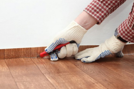 Как да се сложи балатум на пода с ръце