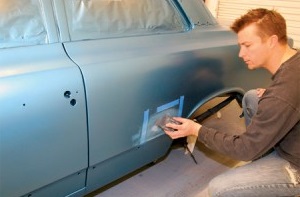 Как да се разреди боята за боядисване на автомобил