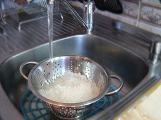 Как да се готви ориз за гарнитура, за да го правят ронлива