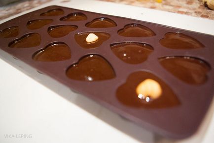 Как да се готви шоколадови бонбони къща, рецептата със снимка