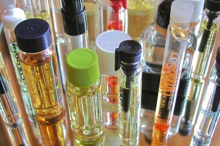 Как да си направим парфюм в домашни съвети и идеи
