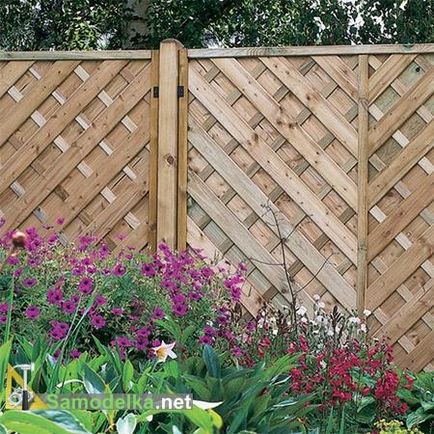 Как да направите красива дървена ограда