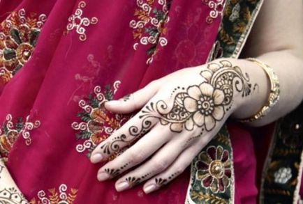 Как mehendi у дома