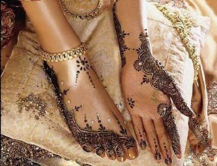 Как mehendi у дома