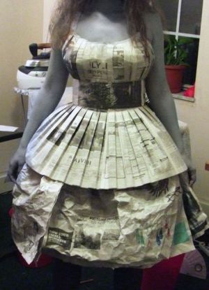 Как да си направим рокля от вестници