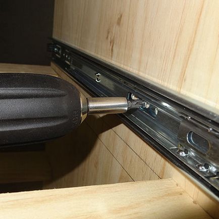 Как да направите шкафче с чекмеджета с техните ръце инструкции стъпка по стъпка