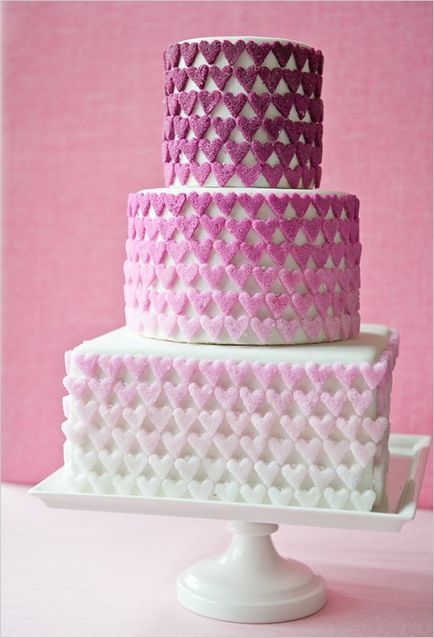 Как да украсят сватбена торта у дома със собствените си ръце