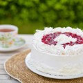 Как да се украсяват торта крем у дома