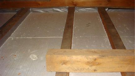 Как да се изолират тавани в частния дом, минерална вата, дървени стърготини