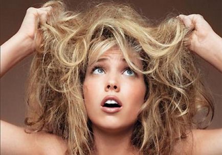 Как да се възстанови косата в дома безжизнена
