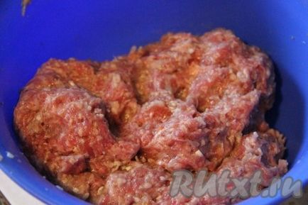 Картофена яхния с кюфтета - рецептата със снимка (кюфтета) Картофена яхния с кюфтета - рецептата със снимка