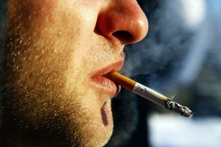 Пушенето и наддаване на тегло може да отслабнете се откажат от тютюнопушенето