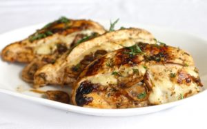 Пиле с гъби във фурната за едно невероятно ястие за всеки празник