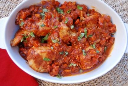 Пиле в доматен сос рецепта със снимки