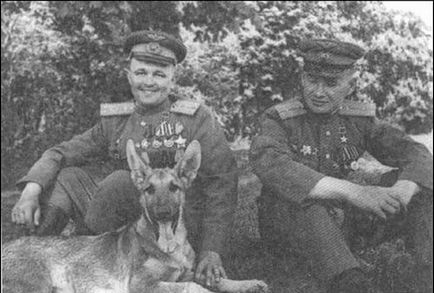 Човекът куче като войници на Червената армия воюва срещу нацистките окупатори
