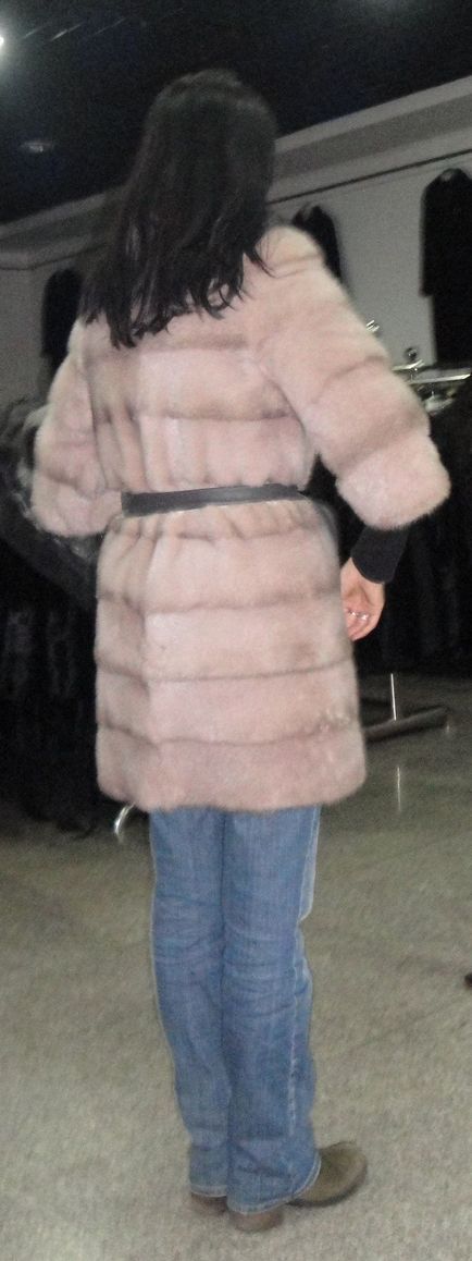 Палто от норка е все още на мода, и това вече е възможно да се продават