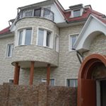 Да посрещнем фасада и мазе Къщата с пластмасови панели под камъка (62 снимки)