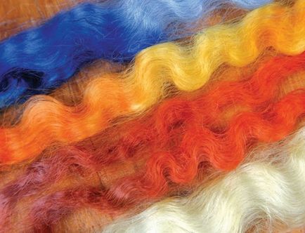 Боядисване на косата в домашни условия - тайни needlewomen