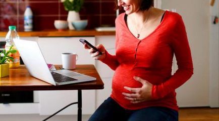 Защо бебето хълца в стомаха на една бременна жена - женско списание