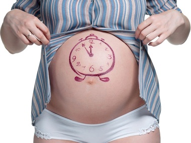 Защо бебето хълца в стомаха на една бременна жена - женско списание
