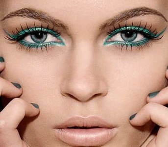 Очна линия как да се прилагат и ретуширате (очна линия) Eyeliner как да се прилагат и оттенък