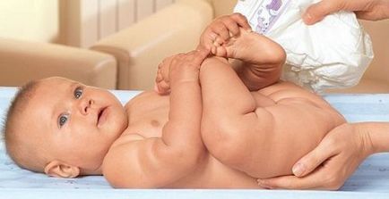 Бодлива топлина в грижи за новороденото (какво да се прави), и изглежда, че potnichka