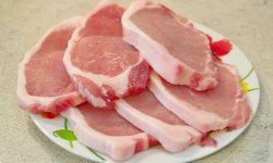 Свинско с пържоли - рецепти със снимки