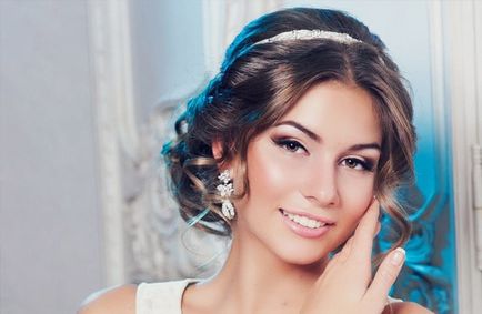 Полагане как да се направят дълги къдрици коса у дома (дълга) Полагане как да се направят дълги къдрици коса у дома