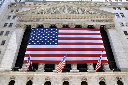 Wall Street, (Wall Street) в Ню Йорк (улица) Wall Street, (Wall Street) в Ню Йорк