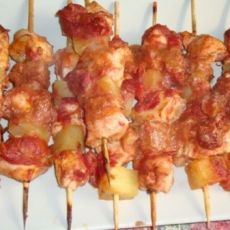 Delicious марината Барбекю пиле майонеза, оцет, бира или айрян, рецепти (пилешко) Delicious марината за барбекю пиле с майонеза, оцет, бира или кисело мляко рецепти