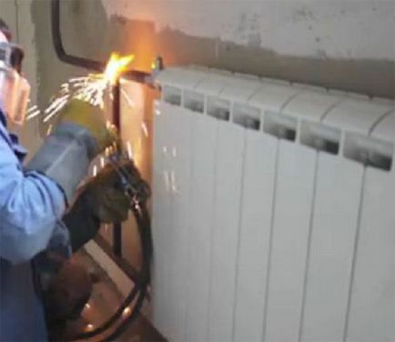 Смяна на радиатор за отопление в апартамент, как да смените батерията, подробни снимки и - лесно