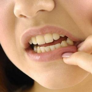 Зъбобол по време на кърмене, независимо дали аналгетичен мама