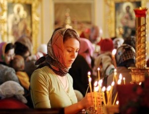 Защо сложи свещ в църквата