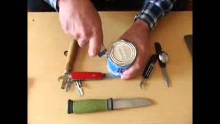 Как да се използва за отваряне бутилка за консервирани храни