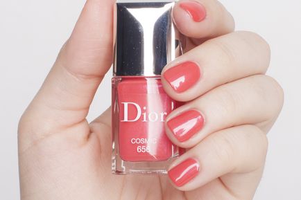 Гланц за устни Dior наркоман