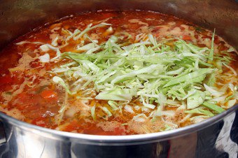 Какво можете да си приготвите храна на огъня на месо, риба и зеленчуци
