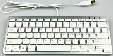 Как да се свържете клавиатурата към компютъра чрез USB или Bluetooth