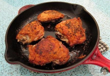 Как да се готви бедрата пилешките в тенджера и просто вкусни