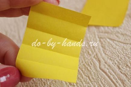 Как да си направим ракета от хартията с ръцете си